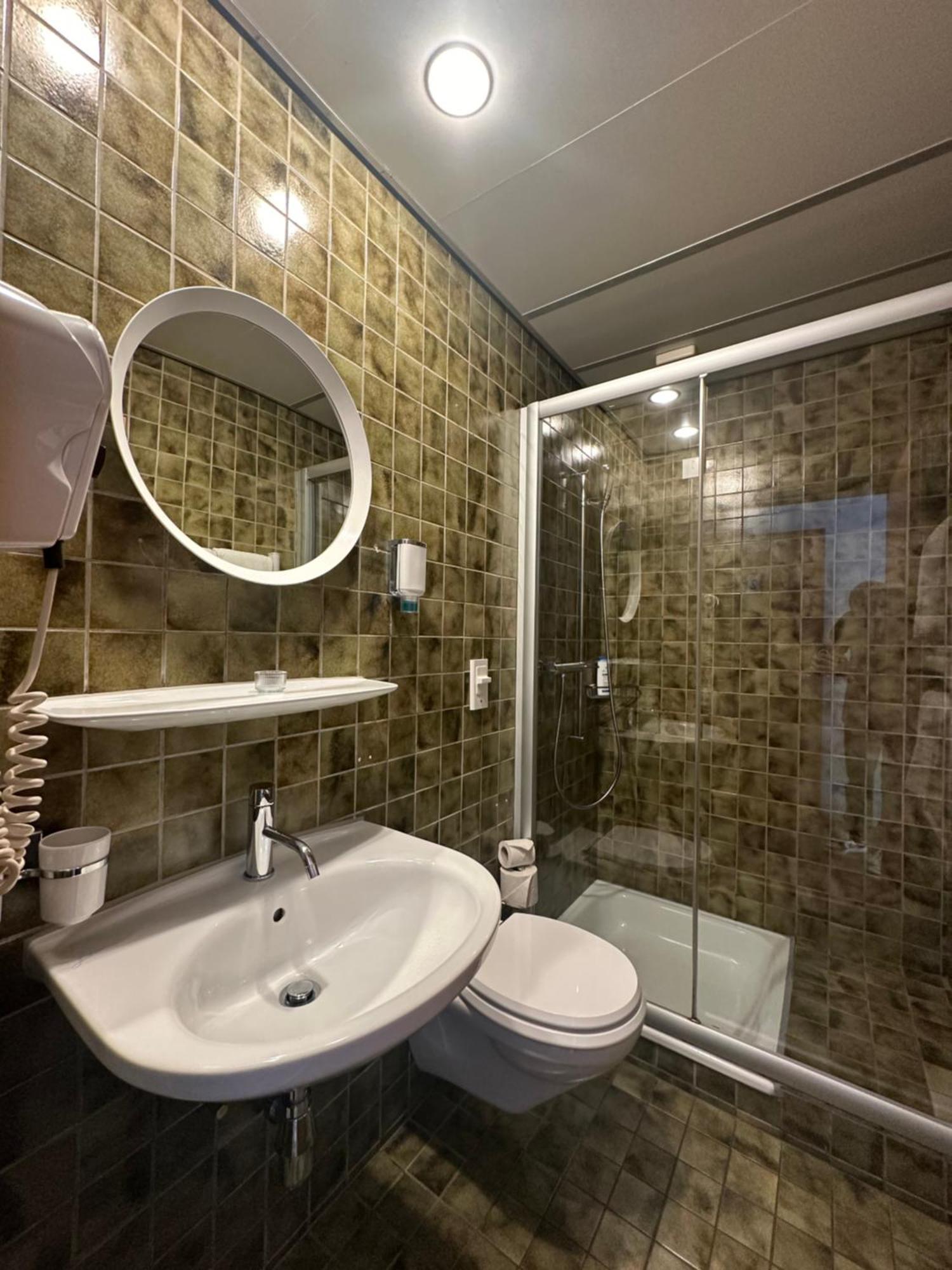 Hotel Croce Federale Bellinzona Ngoại thất bức ảnh